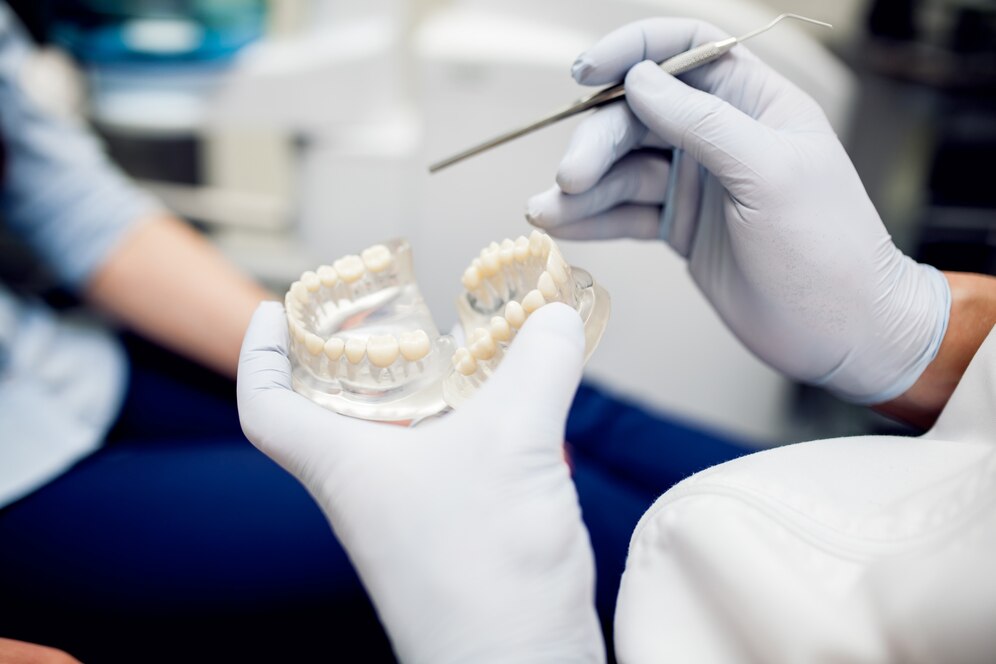 Dental crown and bridge treatment